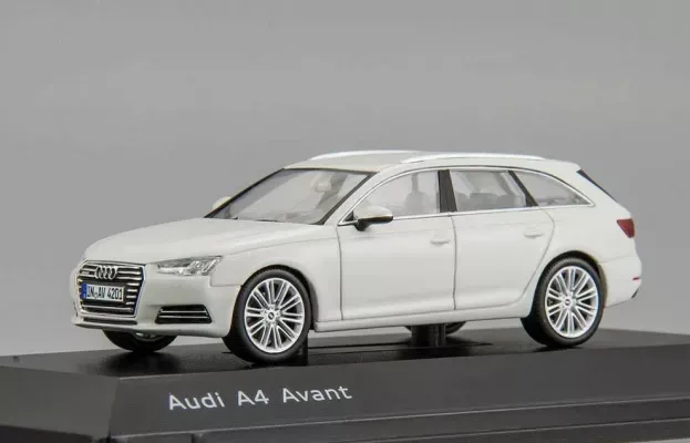 Spark Audi A4 Avant 2015 1:43 5011504213