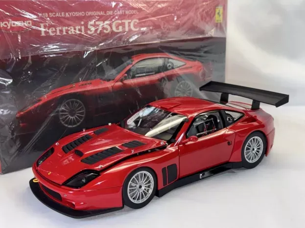 Kyosho Ferrari 575gtc 2004 1:18 08391A