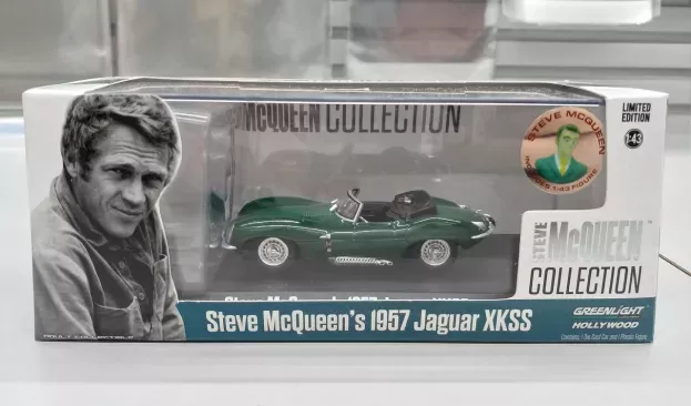 Greenlight Jaguar Xkss Spider With Steve Mcqueen Figure 1968 1:43 86434