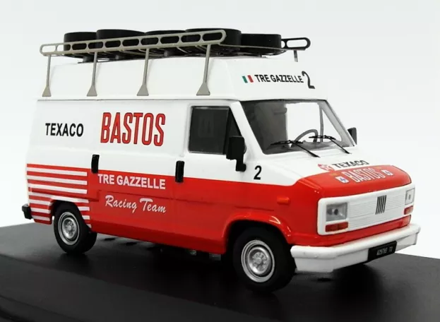 IXO Models Fiat Ducato Van Team Tre Gazzelle 2 Bastos Texaco Rally Assistance Lancia 037 1985 1:43 CLC301