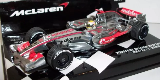Minichamps Mclaren F1 Mp4 23 Mercedes N 22 Lewis Hamilton Season 2008 World Champion 1:43 530084322