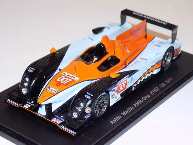 Spark Aston Martin Amr-one Gulf N 007 22th 24h Le Mans 2011 S.mucke D.turner C.klien 1:43 S2536