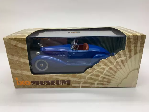 IXO Models Packard V12 Lebaron Speedster Cabriolet 1934 1:43 MUS043