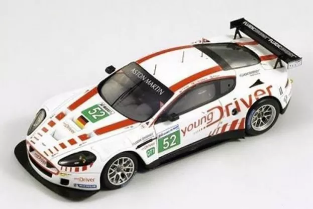 Spark Aston Martin Dbr9 Young Driver Amr N 52 Le Mans 2010 P.kox T.enge C.nygaard 1:43 S2573