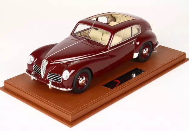 BBR Alfa Romeo 6c 2500 Freccia D'oro Open Roof 1949 Con Vetrina With Showcase 1:18 BBRC1812C