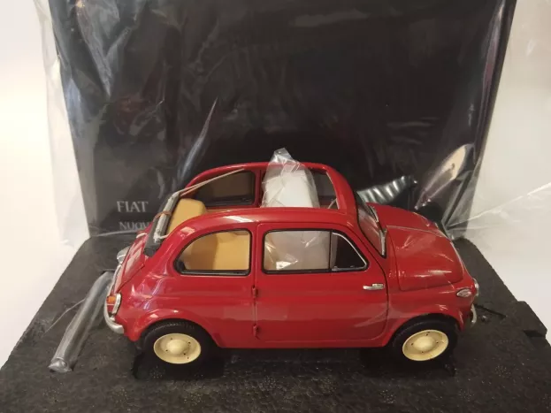 Kyosho Fiat 500 D Cabriolet Open 1960 1:18 08966R