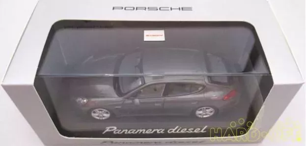 Minichamps Porsche Panamera Diesel 2013 1:43 WAP0202300E