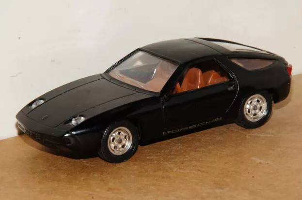 Solido Porsche 928 Coupe 1977 1:43 49