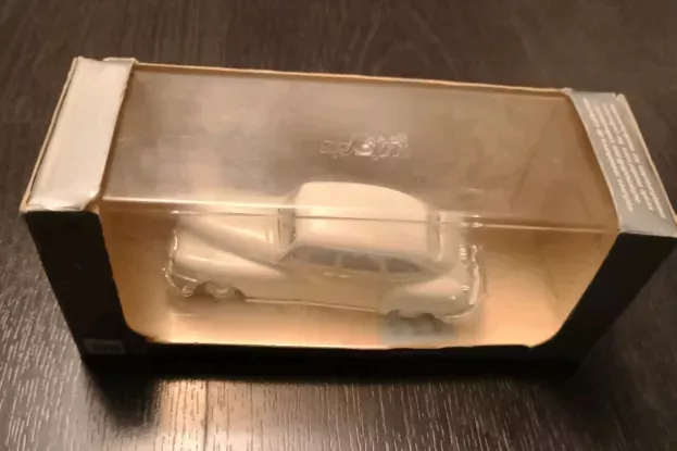 Vitesse Chrysler Windsor Sedan 1947 1:43 370