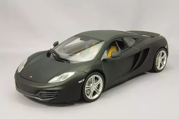 Minichamps Mclaren Mp4-12c Roadcar 2011 1:18 110133024