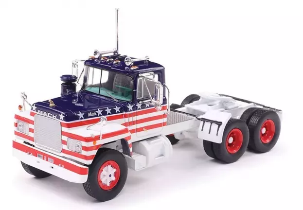 IXO Models Mack B61 Tractor Truck 1953 1:43 TR001