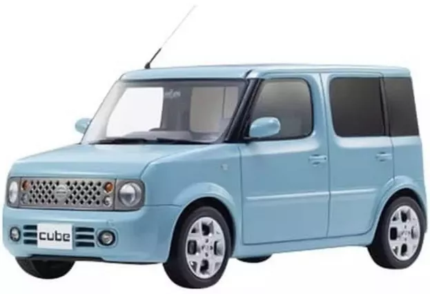 Kyosho Nissan Cube 2003 1:18 KSR18060AB