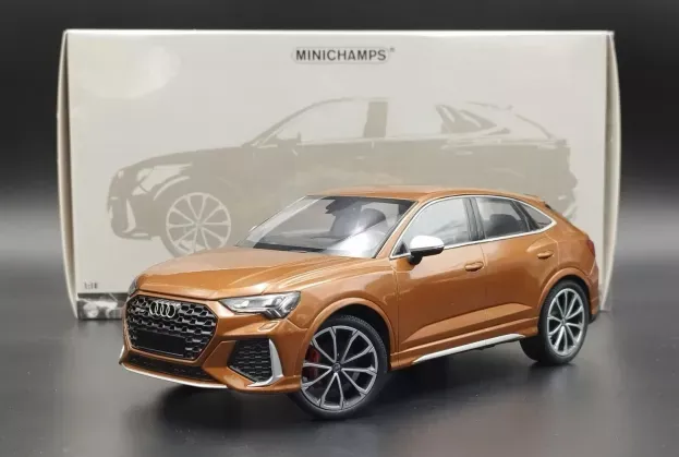 Minichamps Audi Q3 Rs 2019 1:18 155018104