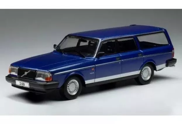 IXO Models Volvo 240 Polar 1988 1:43 CLC324N