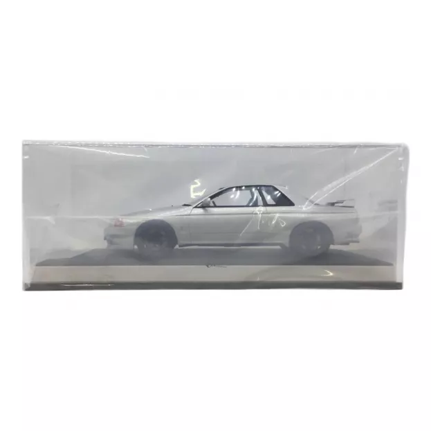 Motorhelix Nissan Skyline Gt-r r32 Coupe Customized Version 1989 1:18 MH027SR