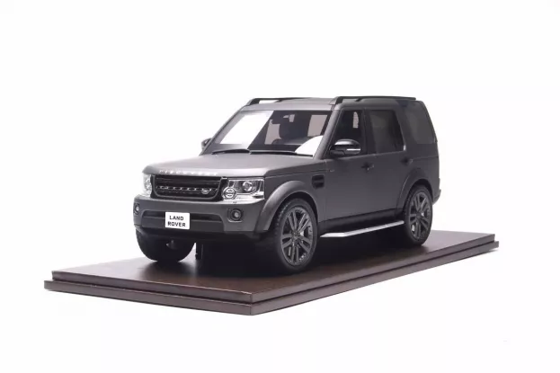 Motorhelix Land Rover Discovery Se Iv 2016 1:18 MH010CRM