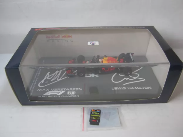 Spark Red Bull F1 Rb16b Honda Ra620h Team Red Bull Racing N 33 Winner Abu Dhabi Gp With Pit Board Max Verstappen 2021 World Champion 1:43 S7861