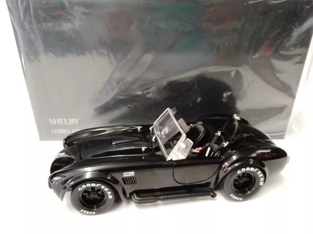 Kyosho Ford Shelby Cobra 427 S c Spider 1962 1:18 08047BK