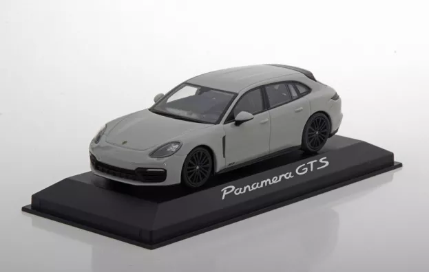 Minichamps Porsche Panamera Gts 2017 1:43 WAP0207640J