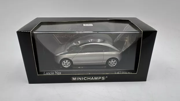 Minichamps Lancia Nea 1:43 400125100
