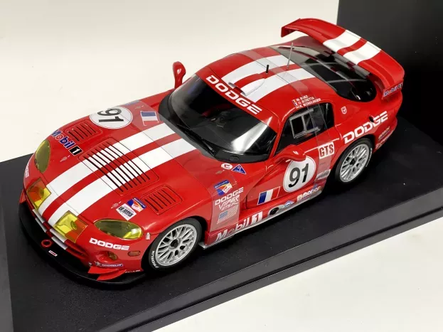 AUTOart Dodge Viper GTS-R SR I 1999 Petite Le Mans M.Duez 91 M.Duez O.Beretta K.Wendlinger 1:18 89922
