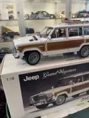 RARE AUTOART MILLENNIUM 1989 Jeep Grand Wagoneer 74001 Blanc / White 1/18