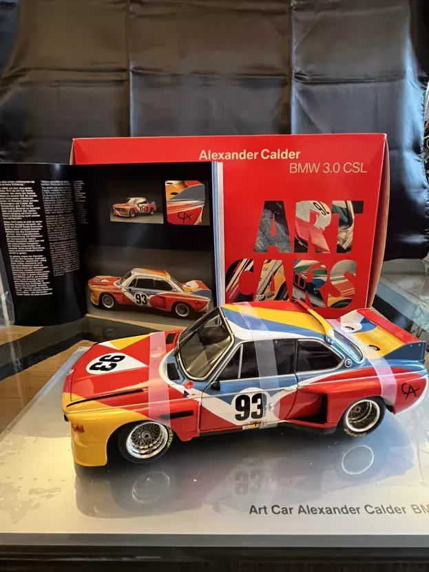 Minichamps BMW 3.0 CSL E9 Alexander Calder Art Car 1:18 80430150918