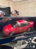 1/18 73303 HSV COMMODORE VT2 CLUBSPORT R8 (STINGRED)