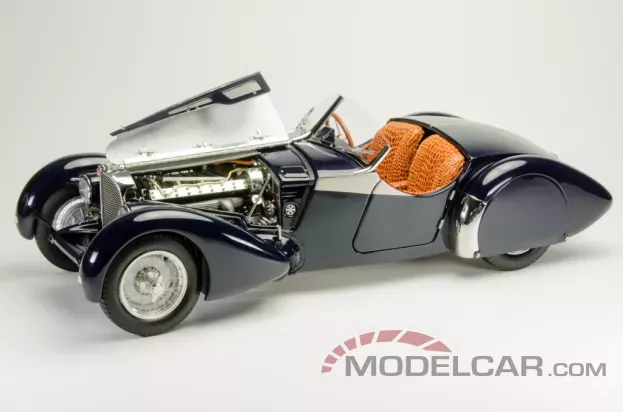 CMC Bugatti 57 SC Corsica Roadster 1938 Award Winning Version 1:18 M-136