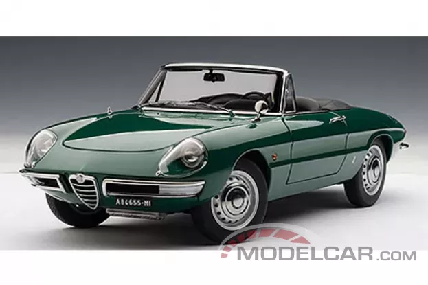 AUTOart Alfa Romeo 1600 Duetto Spider 1966 Green 1:18 70138