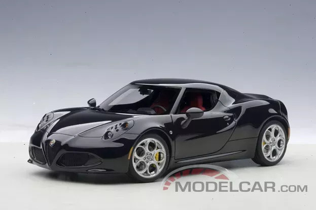 AUTOart Alfa Romeo 4C Black 1:18 70184