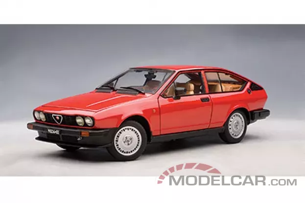 AUTOart Alfa Romeo Alfetta GTV 2.0 1980 Red 1:18 70146