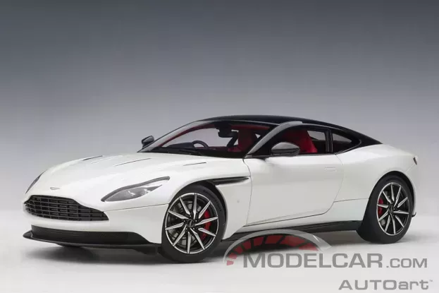 AUTOart Aston Martin DB11 Morning Frost White 1:18 70266