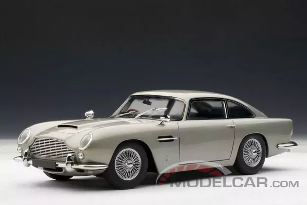 AUTOart Aston Martin DB5 Silver 1:18 70211
