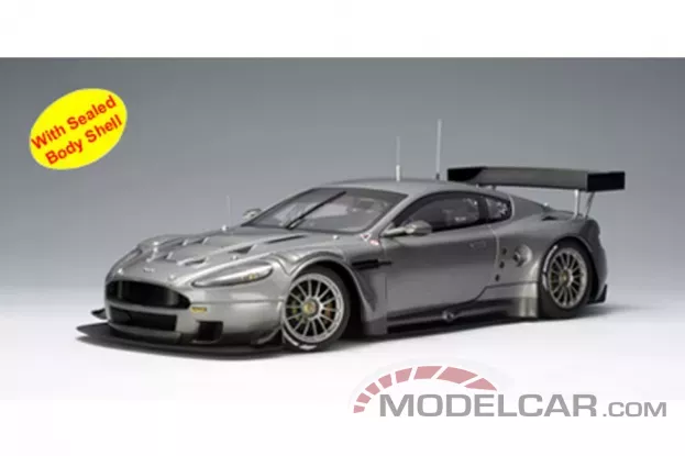 AUTOart Aston Martin DBR9 2005 24 HRS Le Mans Plain Body Version Silver 1:18 80501