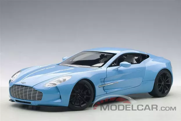 AUTOart Aston Martin One-77 2009 Tiffany Blue 1:18 70240