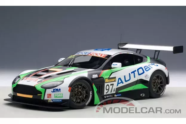 AUTOart Aston Martin V12 Vantage GT3 Bathurst 12Hour Endurance Race 2015 97 A. Macdowall D. O'Young S. Mucke 1:18 81506