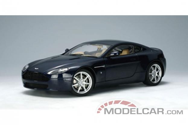 Autoart Aston Martin V8 Vantage Blue