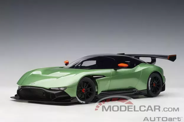 AUTOart Aston Martin Vulcan Apple Tree Green Metallic 1:18 70263