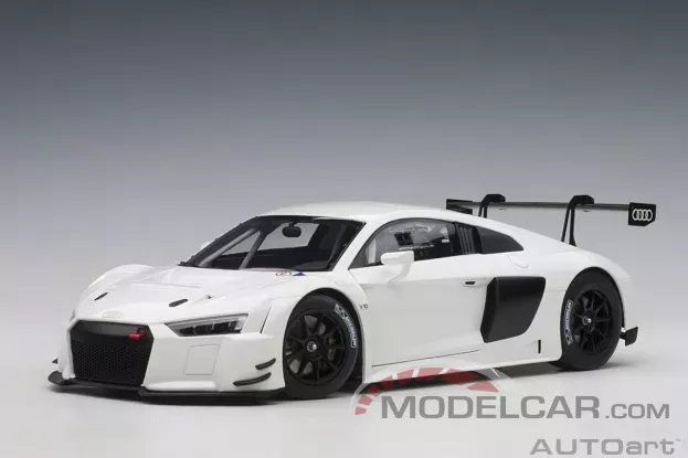 AUTOart Audi R8 LMS 4S Plain Body Version White 1:18 81602