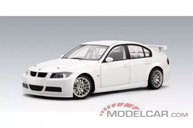 AUTOart BMW 320Si WTCC e90 2006 Plain Body Version White 1:18 80646