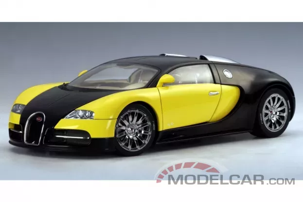 AUTOart Bugatti EB 16.4 Veyron Show Car Black Yellow 1:18 70904