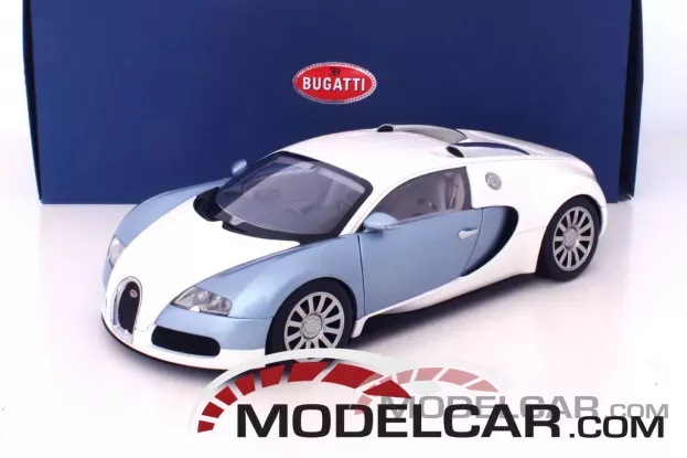 AUTOart Bugatti Veyron 16.4 Production Car Pearl Ice Blue 1:18 70908
