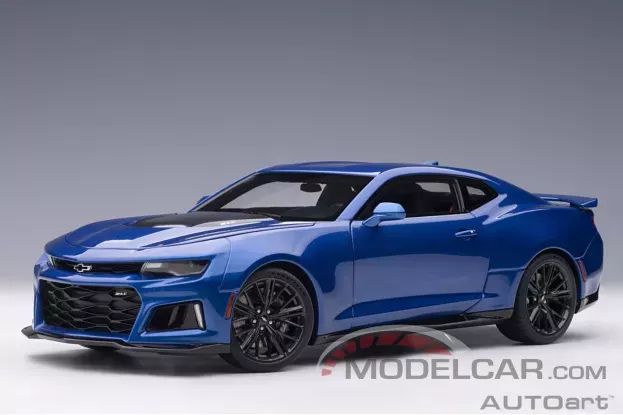 AUTOart Chevrolet Camaro ZL1 2017 Hyper Blue Metallic 1:18 71209