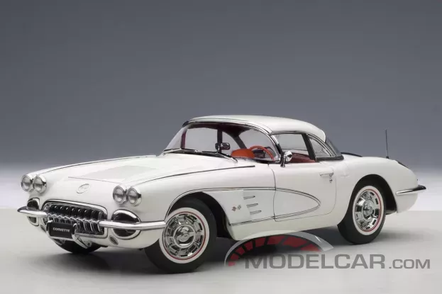 AUTOart Chevrolet Corvette C1 1958 Snowcrest White 1:18 71147