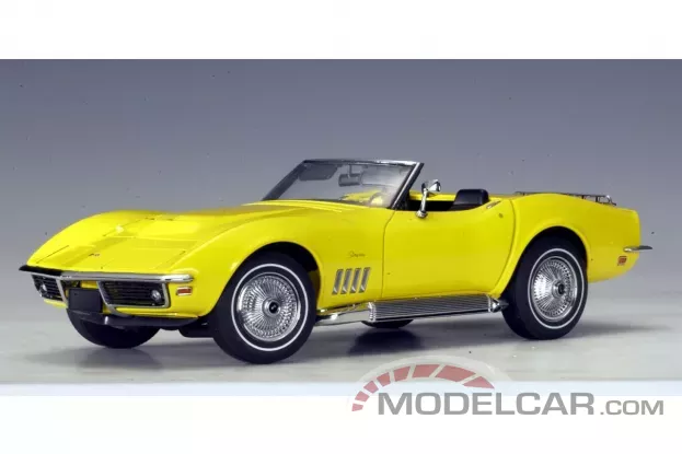 AUTOart Chevrolet Corvette C3 Convertible 1969 Daytona Yellow 1:18 71161