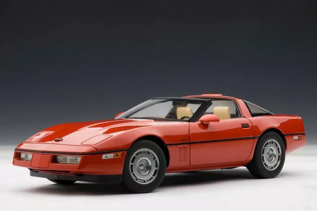AUTOart Chevrolet Corvette C4 Coupe 1986 Red 1:18 71241