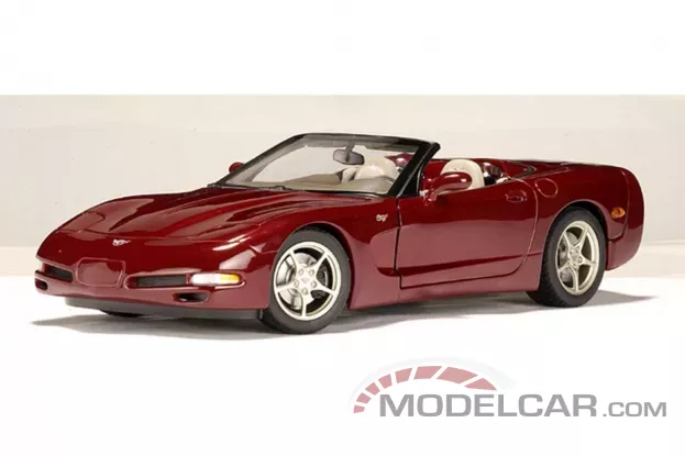 AUTOart Chevrolet Corvette C5 Convertible 50th Anniversary 2003 Red 1:18 71151