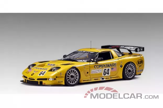 AUTOart Chevrolet Corvette C5R 2004 24 Hrs Le Mans GTS Class 64 J.Magnussen O.Beretta O.Gavin 1:18 80407