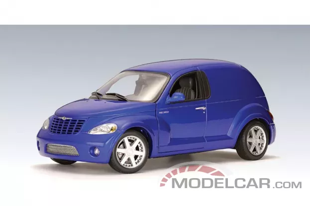 AUTOart Chrysler Panel Cruiser Metallic Blue 1:18 71531